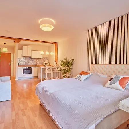 *design Nahe Frankfurt Bahnhof & Flughafen* Apartment